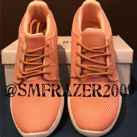 Pink Sparkly Tennis Shoes. - Picture 5 of 8